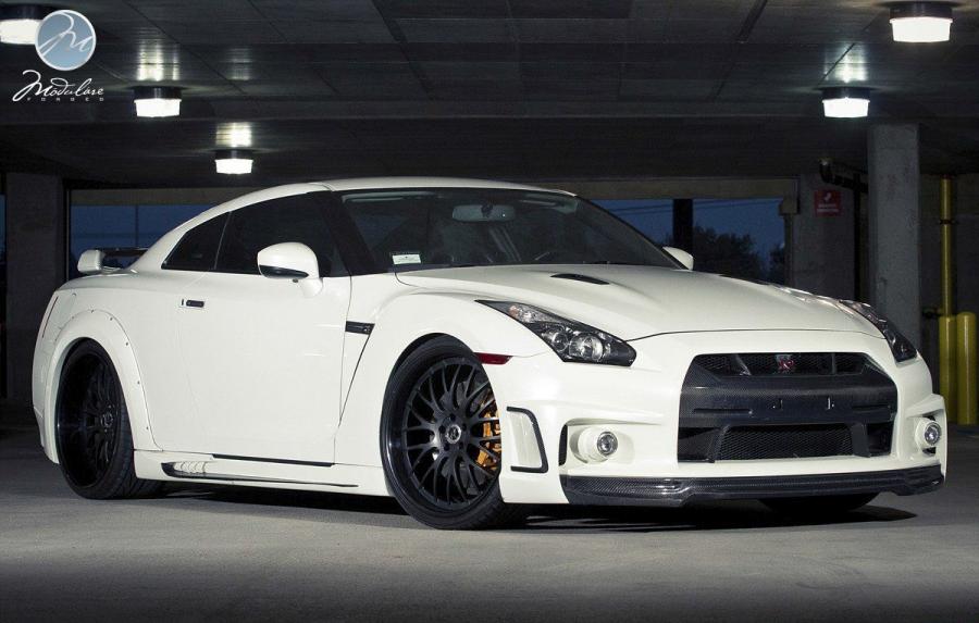 Nissan GT-R by Wald and Modulare Wheels '2014